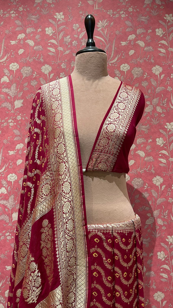 Handloom Georgette Banarasi Silk Saree - Jaal - Red Bandhani