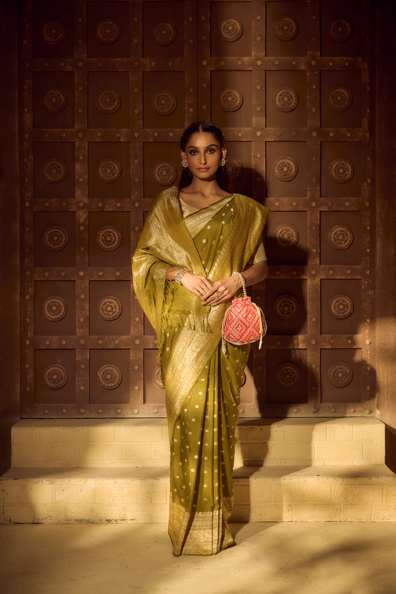 Handlloom Kadhua Banarasi Silk Saree- Big Border - Mehndi Green Silver Buti