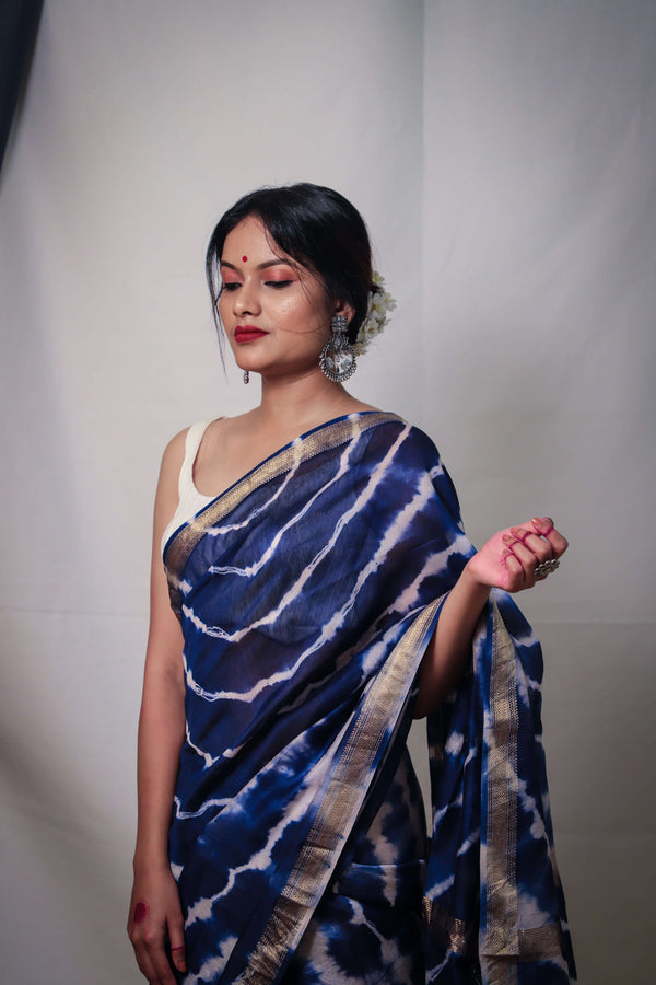 Indigo Blue White Stripes Maheshwari Cotton Saree - Vaarasa