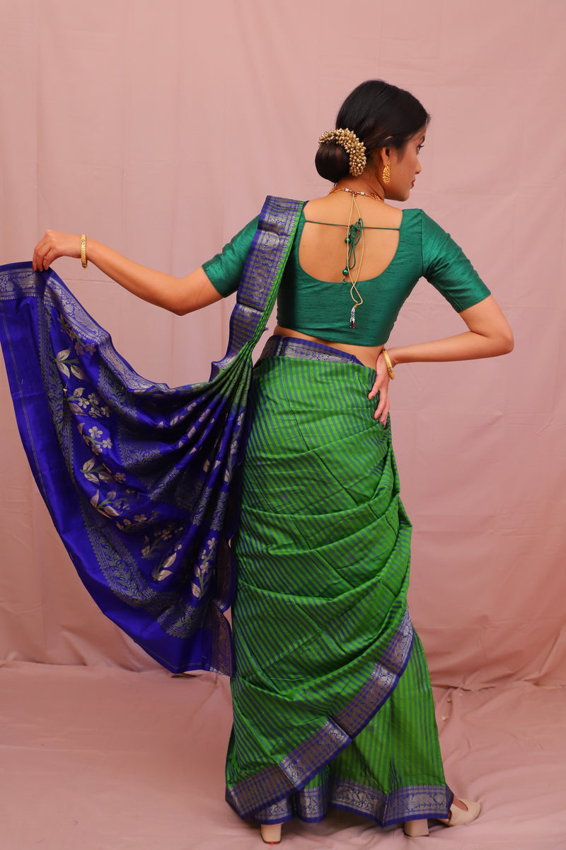 Handwoven Green & Blue Muslin Jamdani Saree