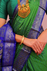 Handwoven Green & Blue Muslin Jamdani Saree