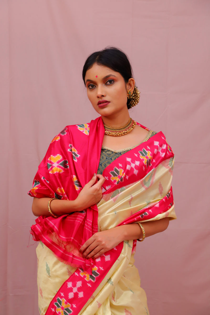 Double Ikat Gold Pink Floral Motifs Handwoven Patola